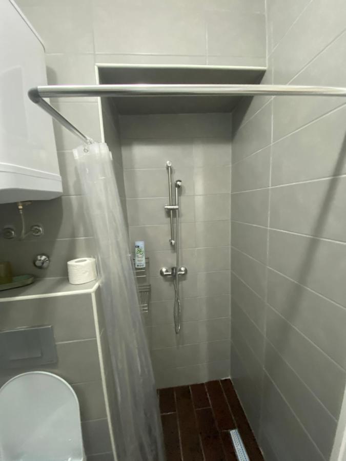 Studio Apartman Sandra Saraievo Exterior foto
