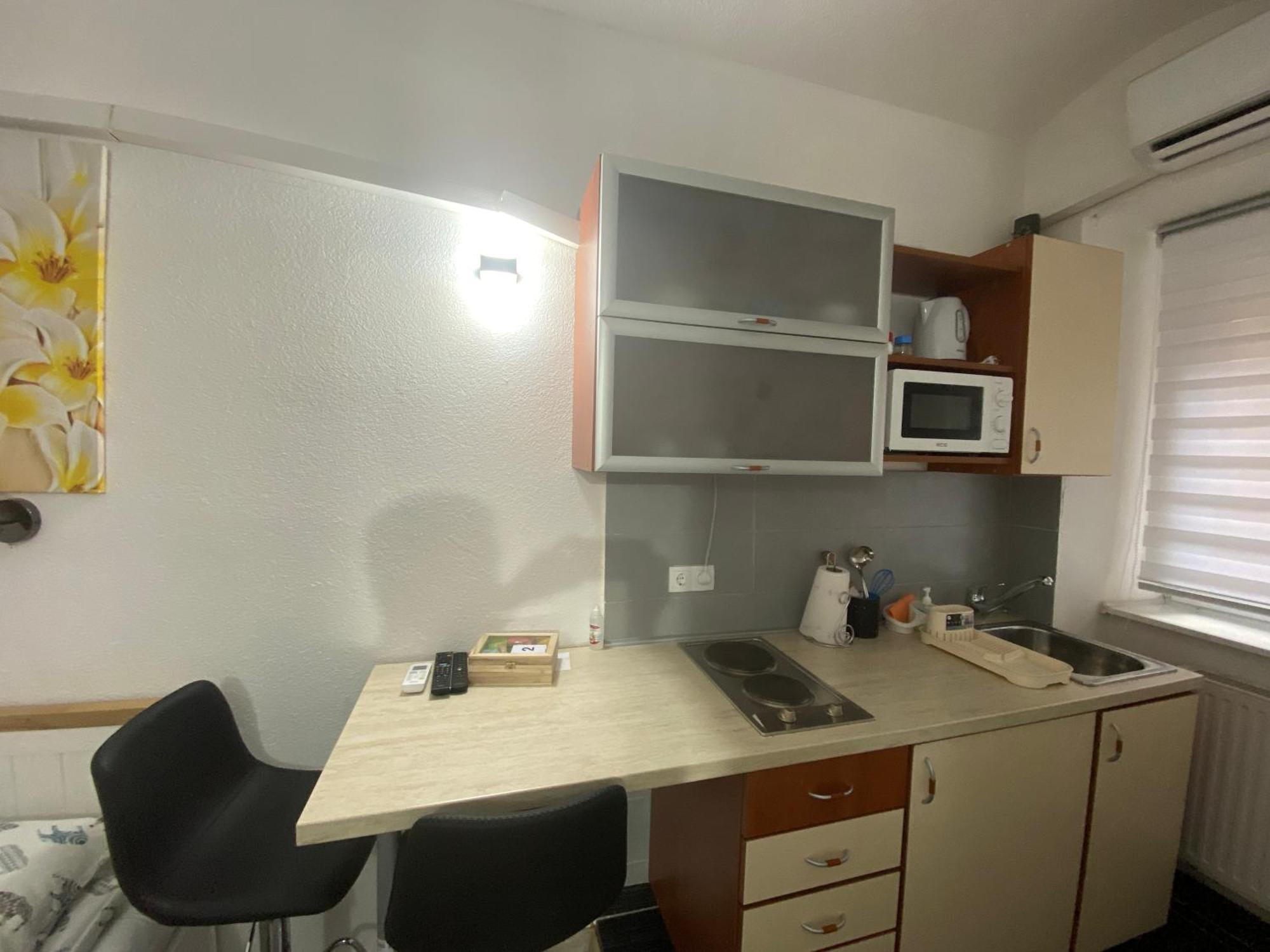 Studio Apartman Sandra Saraievo Exterior foto